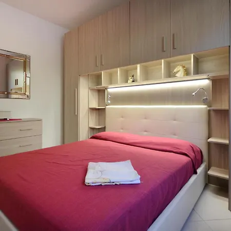 1 Bedroom Stunning In Апартаменты *